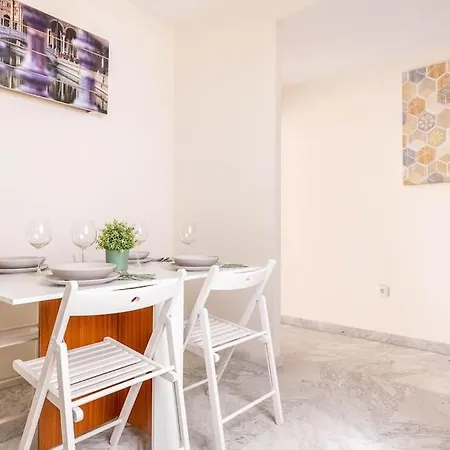 Ronda De Triana 45 Daire
